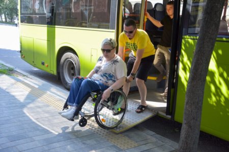 Доступний транспорт у Житомирі: скільки низькопідлогових автобусів і тролейбусів дійсно курсує на маршрутах
